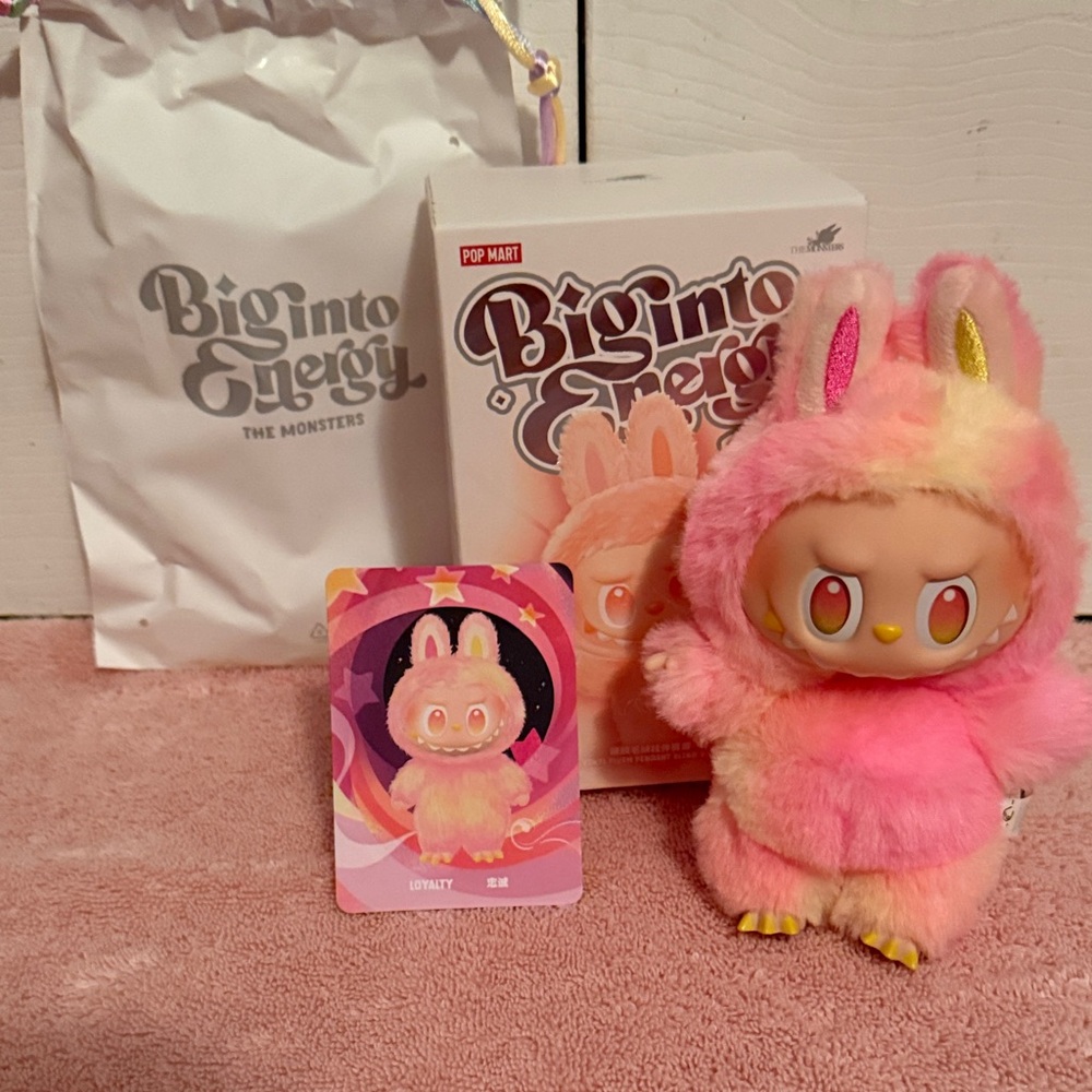 Biginto Energy Pink Bunny Figure, Loyalty CHRISTMAS IN AIGUST SALE!!!!